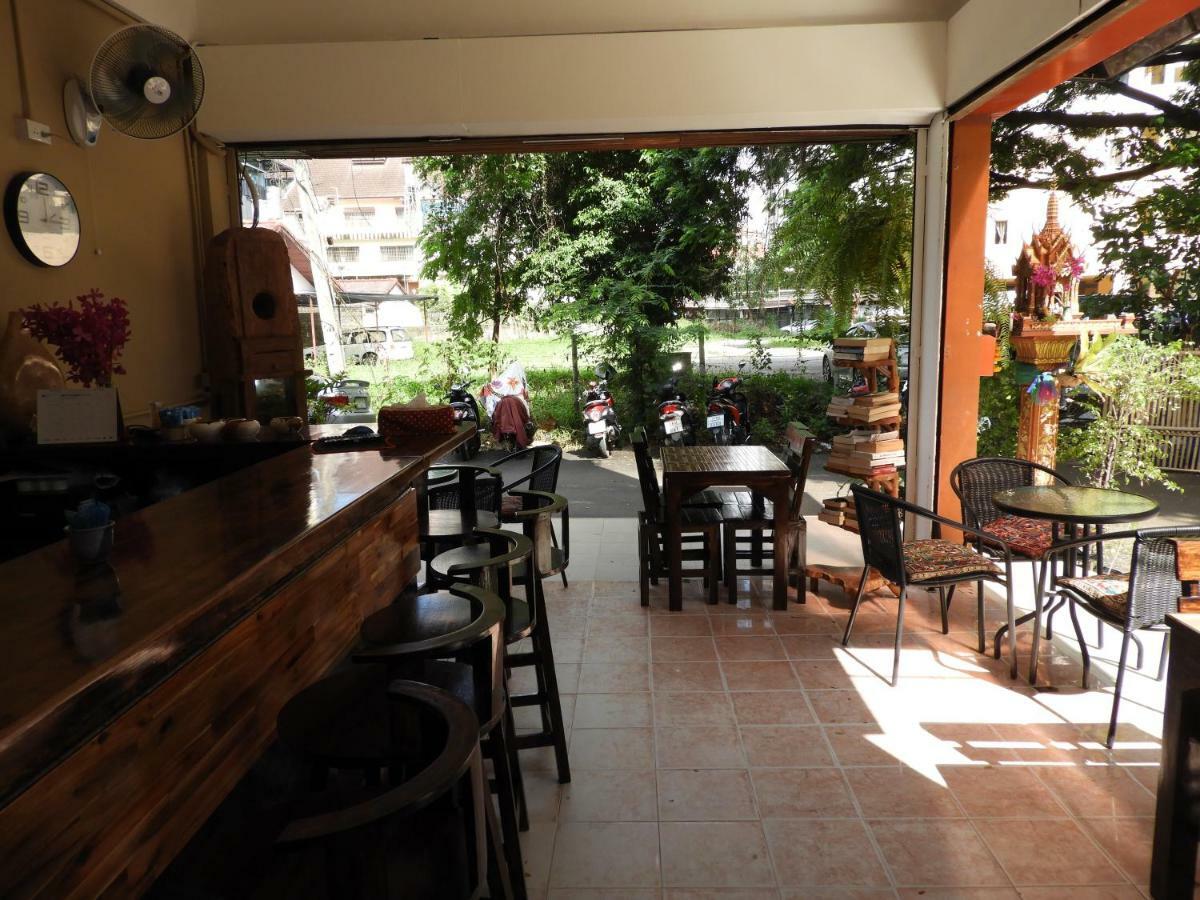 Hotel P'Lyn House à Chiang Mai Extérieur photo